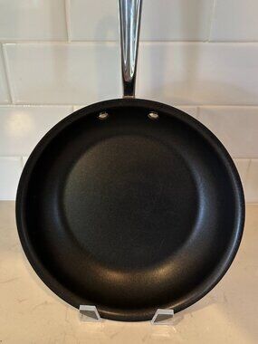All-Clad D3 Stainless Steel 3-Ply Bonded NONSTICK 8-inch Fry-Pan CLEAN